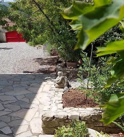 Etxe Laminak Bed & Breakfast 3*