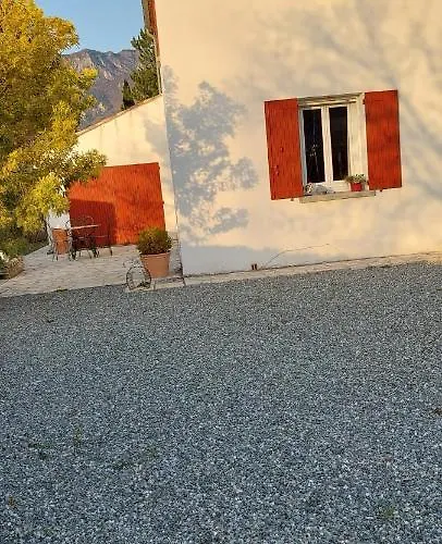 Etxe Laminak Bed & Breakfast 3*